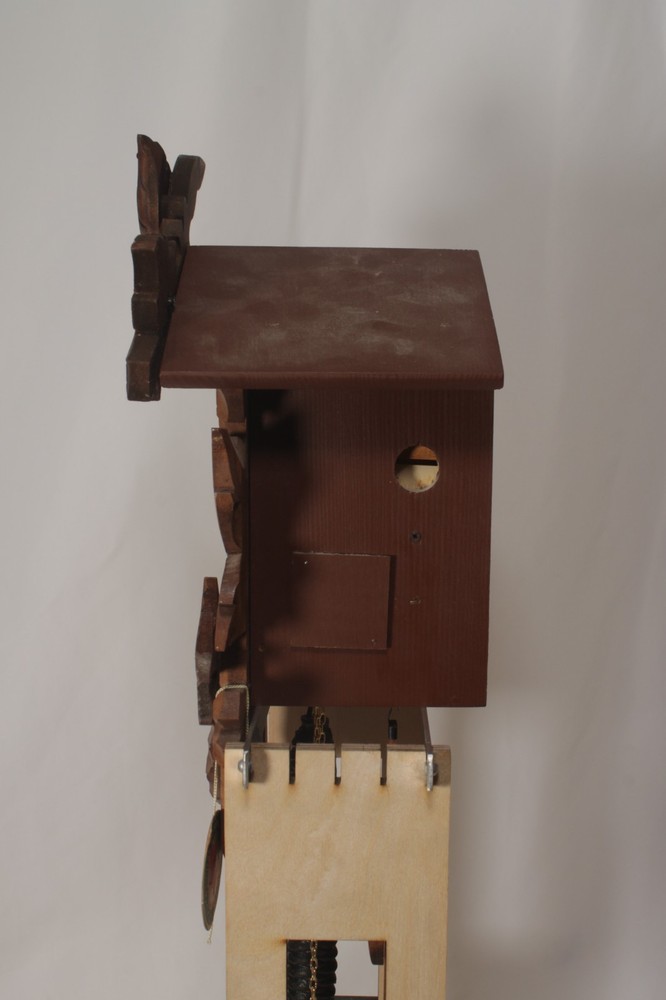 Working Hubert Herr Automaton Feeding Birds Wall Cuckoo Clock.