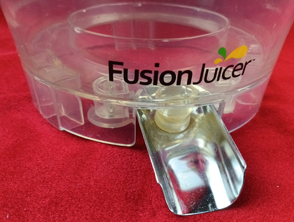 Fusion Juicer Model MT-1020-1 Spout Guard Replacement Part