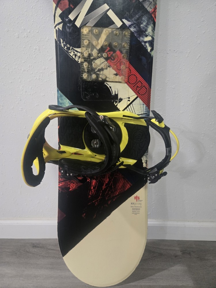 M3 Discord Snowboard 145 CM With K2 Sonic Bindings