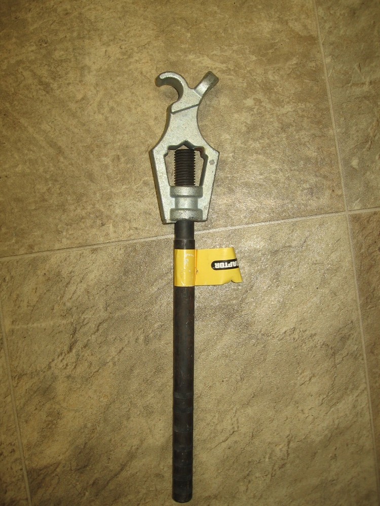 Raptor RAP41002, 18" Adjustable Hydrant Plain Wrench New with Tag