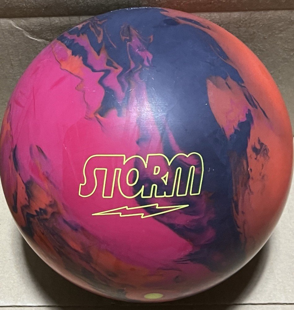Storm Gravity Evolve 15 lb Bowling ball New in Box
