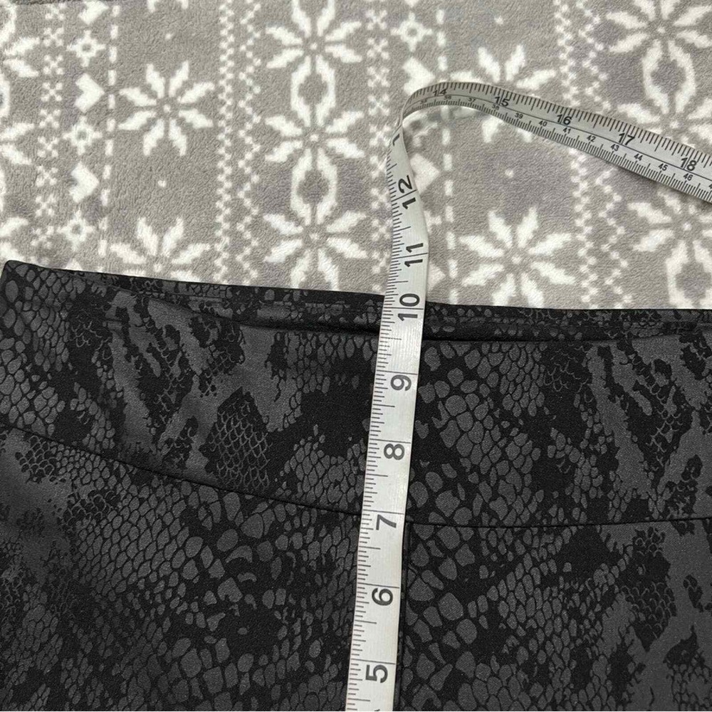 New Tina Stephens Black Snake Print Pull On Pants Size 2