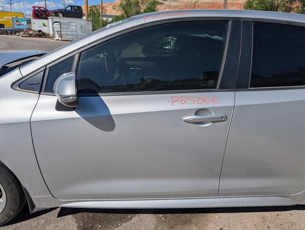 Camera/Projector Hatchback Camera Front Fits 19-24 COROLLA 621234