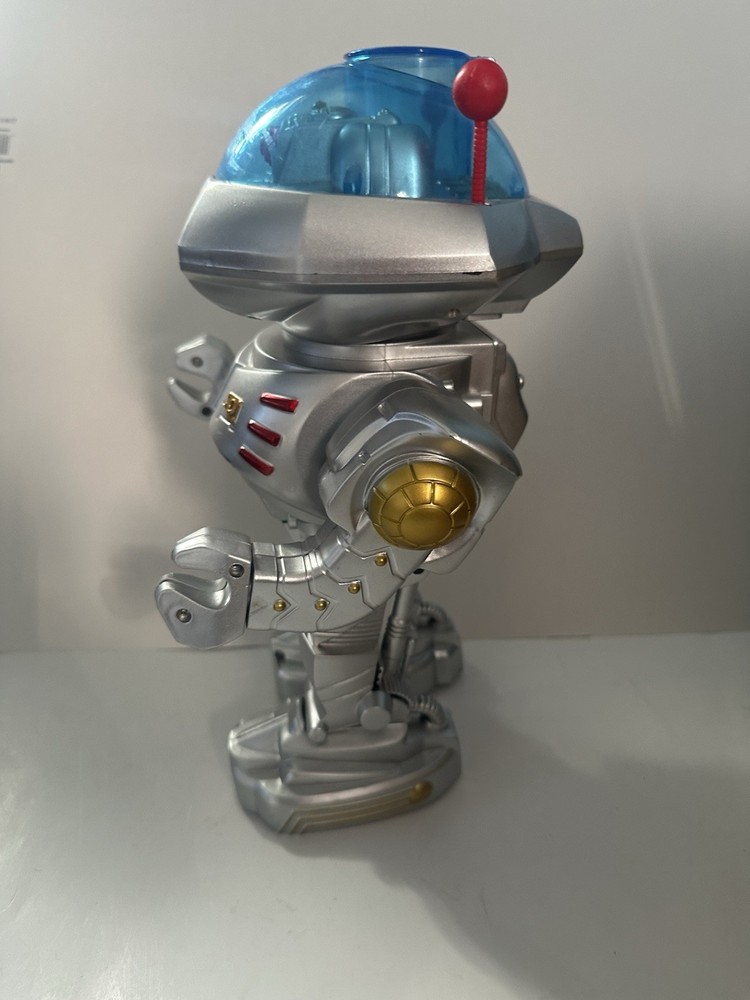 Mastermind it’s RC Mr Robot - No remote, works