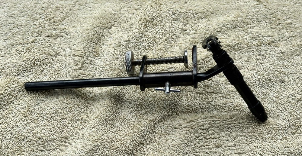 VINTAGE FLY FISHING TIE VISE