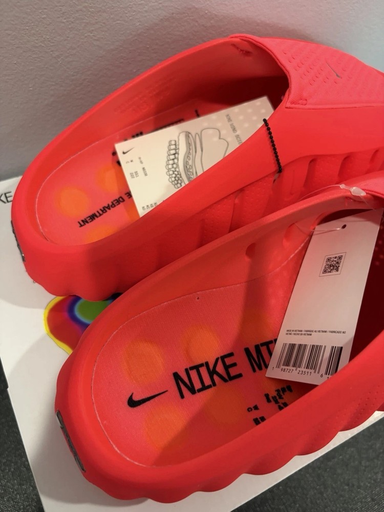 Nike Mind 001 black chrome slides