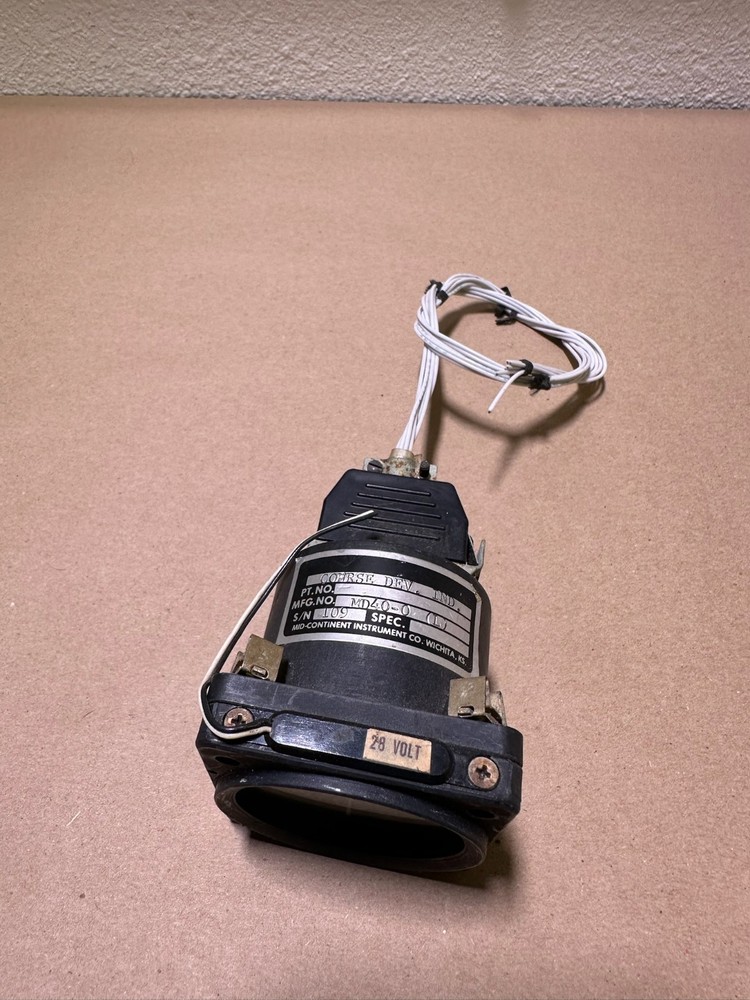 Mid-Continent Course Deviation Indicator MD40-0 (2177)