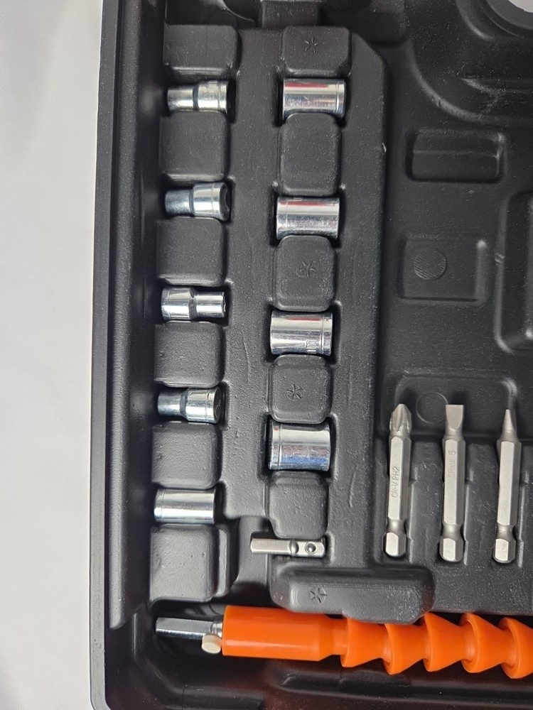 Rechargeable Cordless Impact Drill Screwdriver And Drill Kit - Missing A Bit