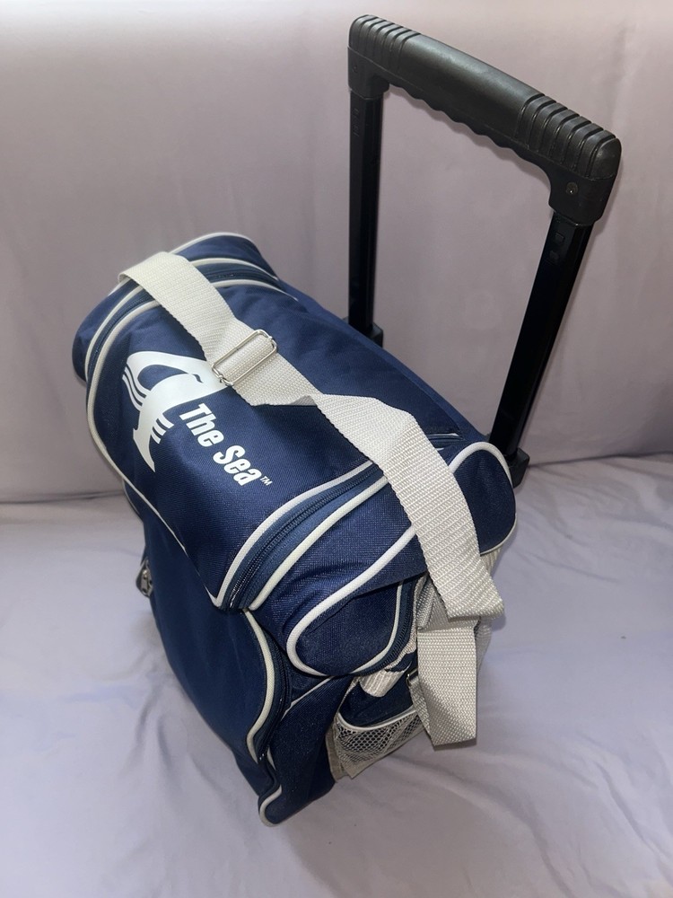 Picnic Cooler On Wheel