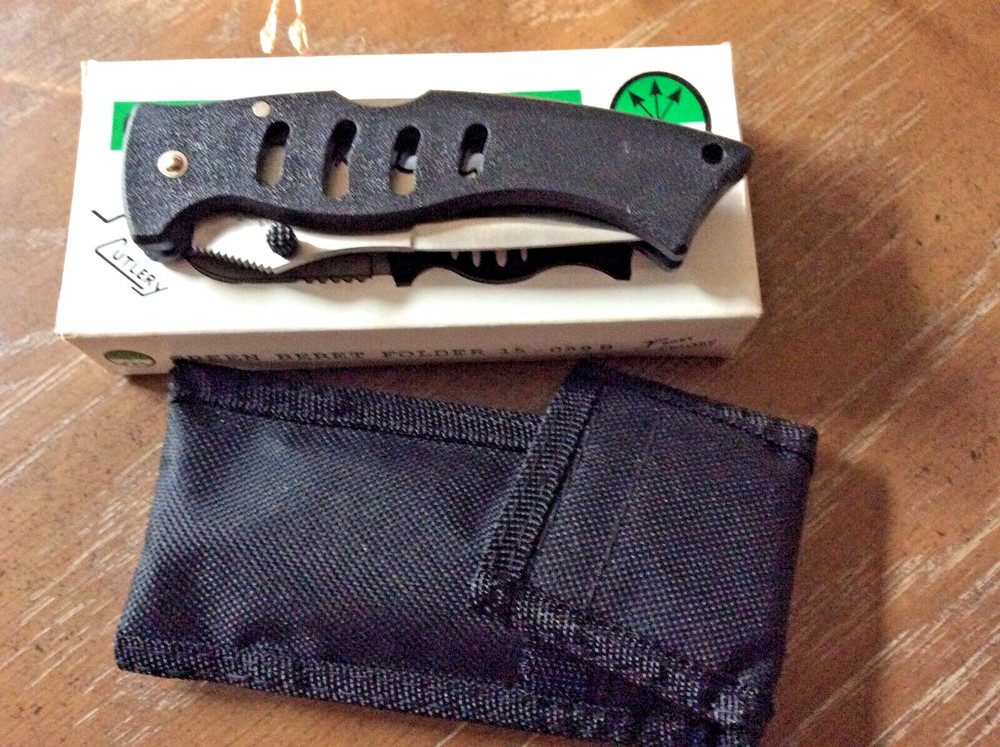 Green Beret Folder Locking Blade Knife With Black Sheath Frost Cutlery 15-059B