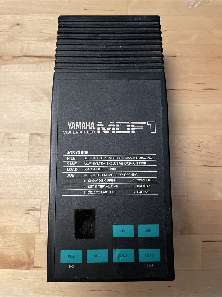 Yamaha MDF1 MIDI Data Filter without Power Supply - Powers On