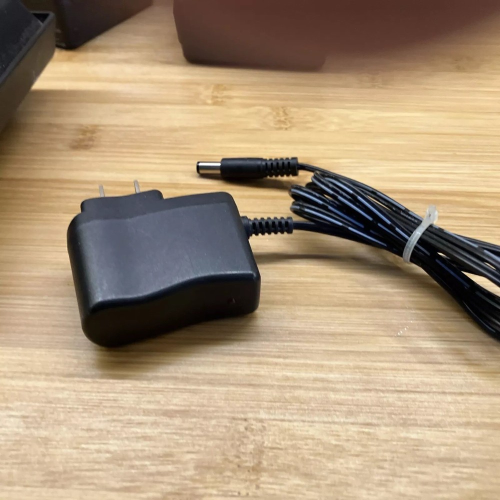 Atari Flashback 4 Classic Game Console With 2 Wireless Joystick Controllers