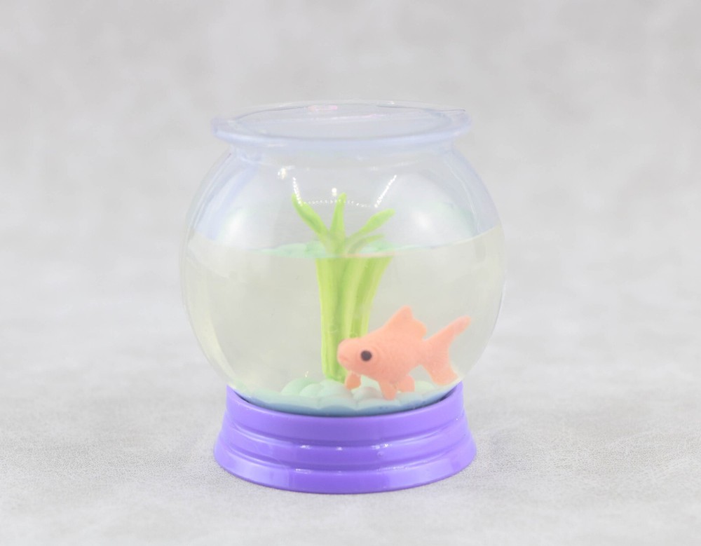 A goldfish bow fits 18'' doll cool classroom
