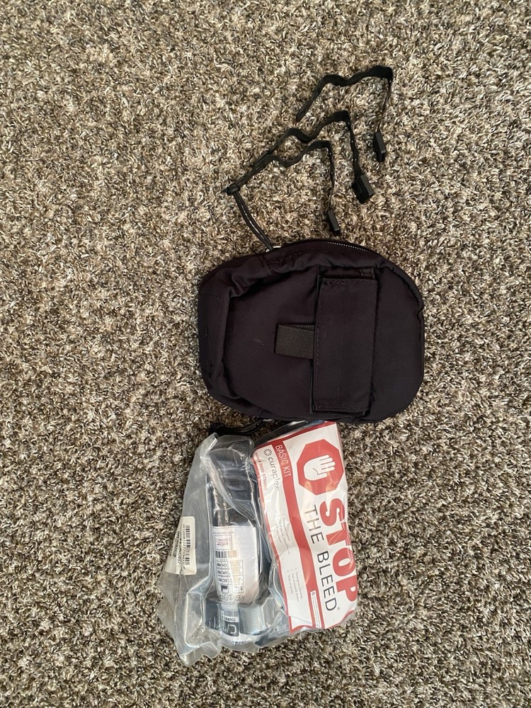 SOE 500UV pouch with a the Bleed Kit Medical kit.  (Black)
