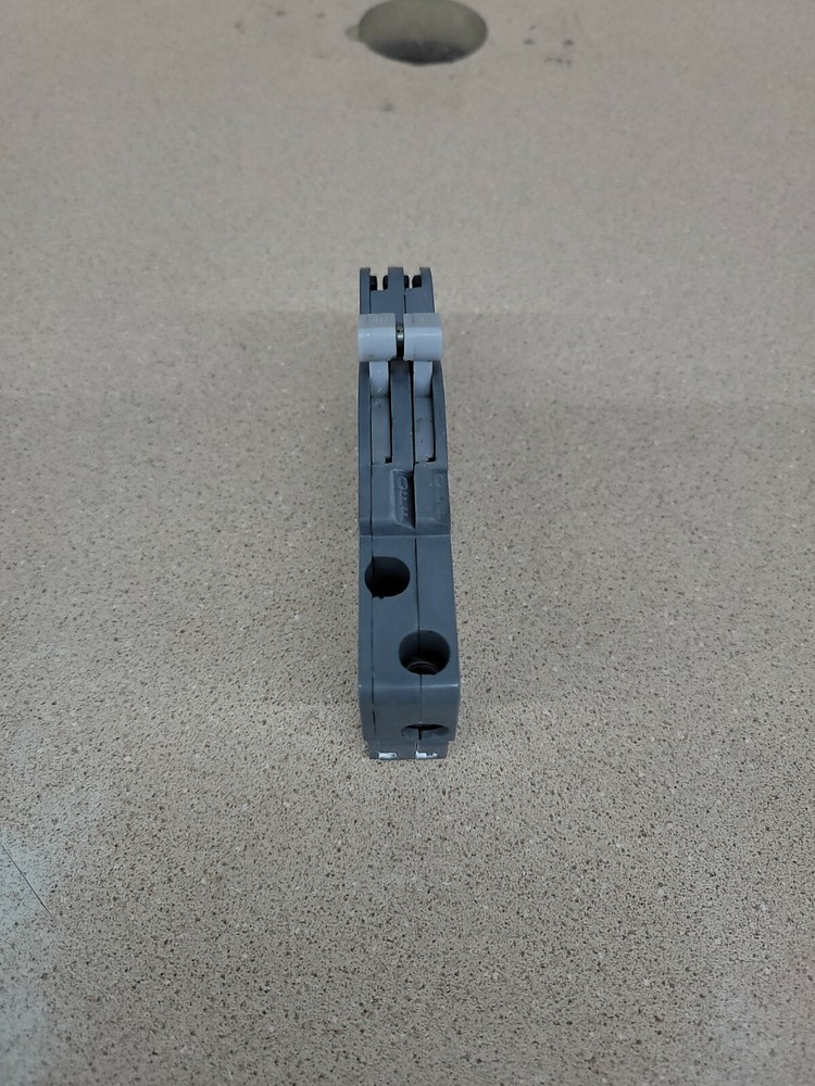 ZINSCO UBIZ-0240 2 POLE 40 AMP THIN CIRCUIT BREAKER