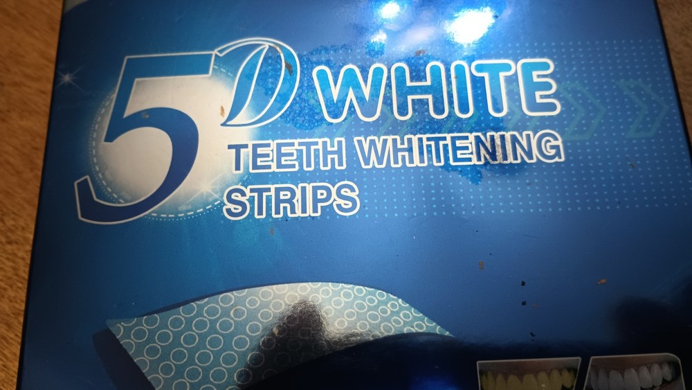 Sealed 5 D Whitening Strips