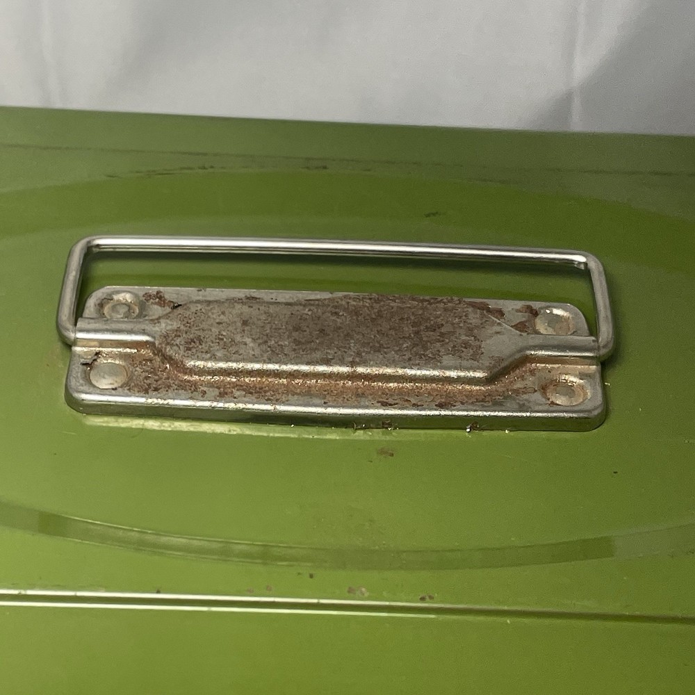 Vintage Sentry #184 Tool Box , Green