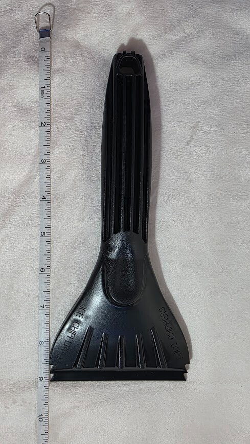 Lock De-Icer(.62fl oz) & Ice Scraper Duo (9" long)