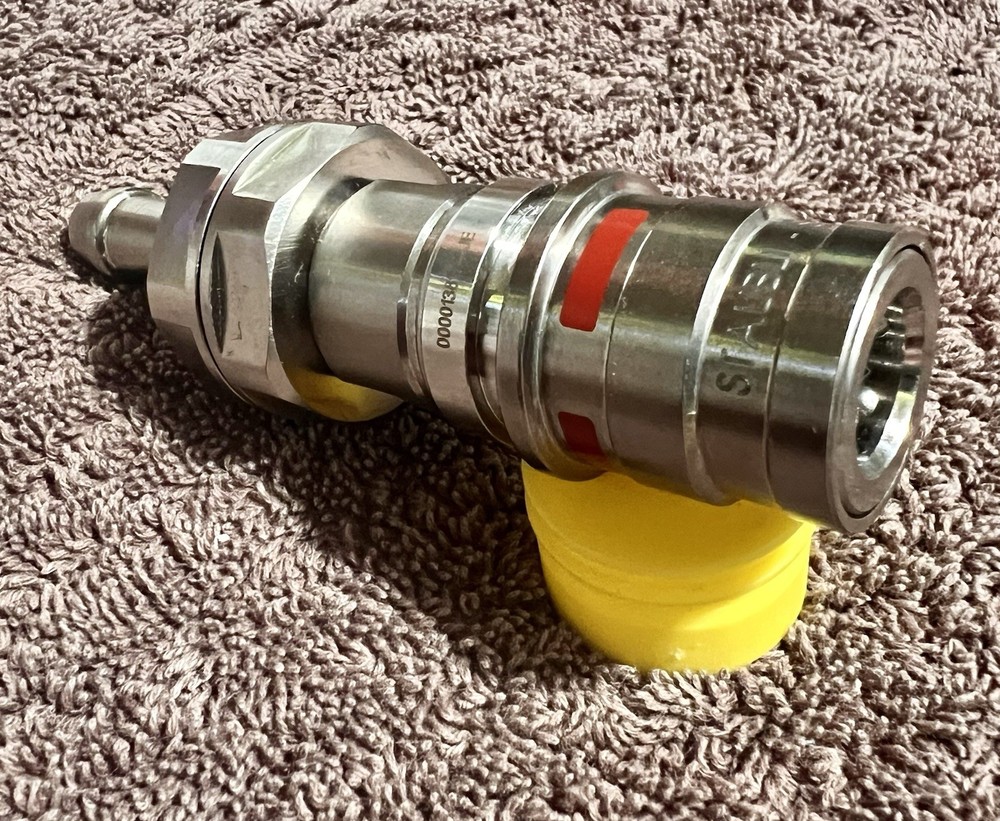 Stäubli SPSCG06.2810/JE/KR quick-release coupling socket
