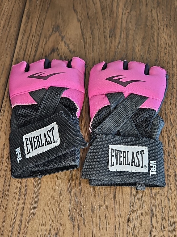Everlast EverGel Hand Wraps (Pink, Medium)