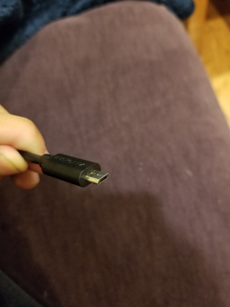 Insignia Micro Usb Memory Card Reader