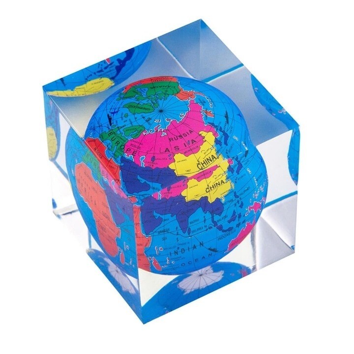 Globe in Epoxy Resin Paper Weight Cube Shaped For Office Study Table 2 Inch
