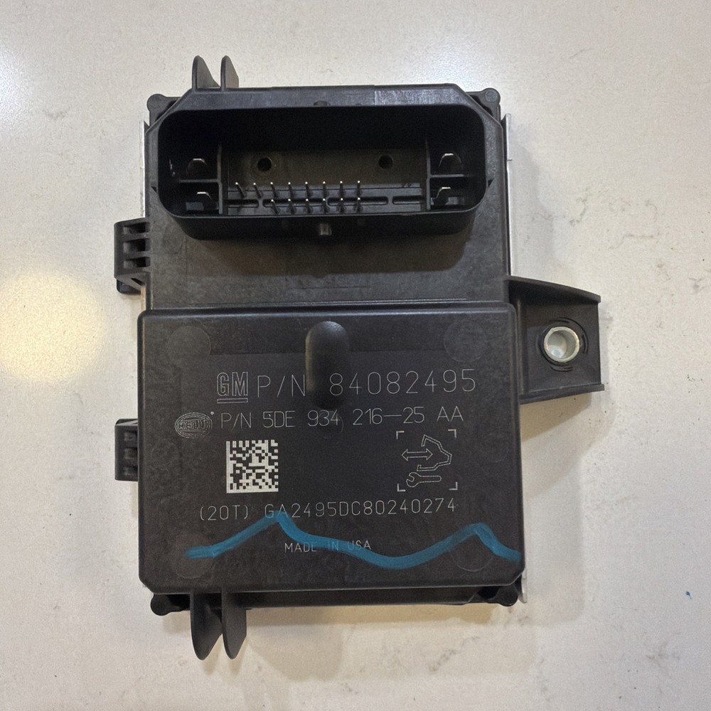 2015-2021 GM FUEL PUMP CONTROL SENSOR MODULE OEM 84082495