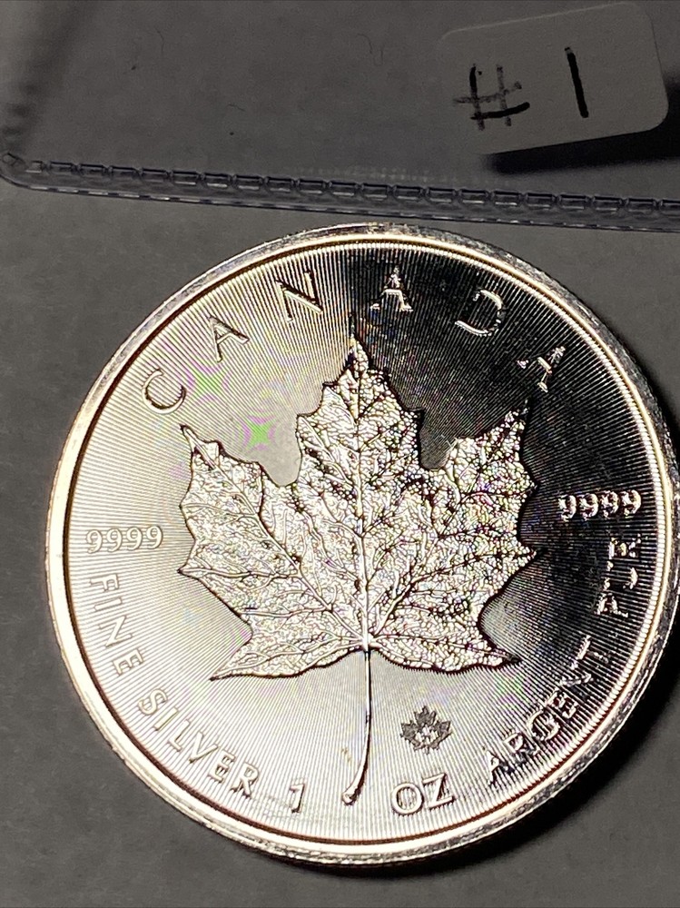 2021 1 oz .9999 silver Canadian Maple leaf #1