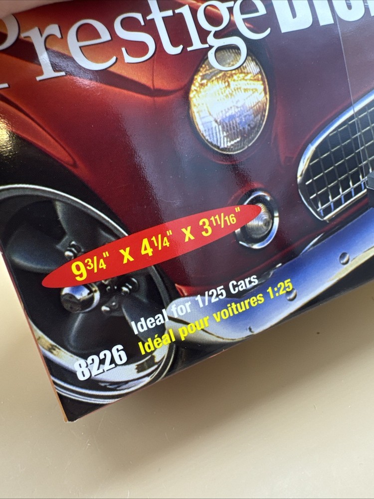 Prestige 1/25 AMT ERTL Model Stackable Display Case 8226