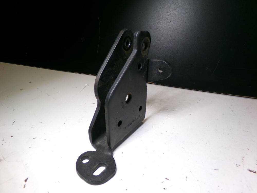 Seat Pivot Mount Bracket E-77X0-2025-J