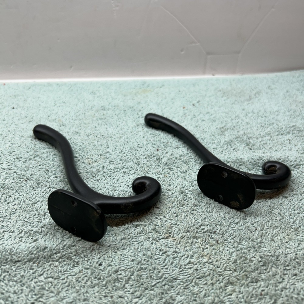2 Cast Iron Wall Mount Coat Hat HOOKS Black