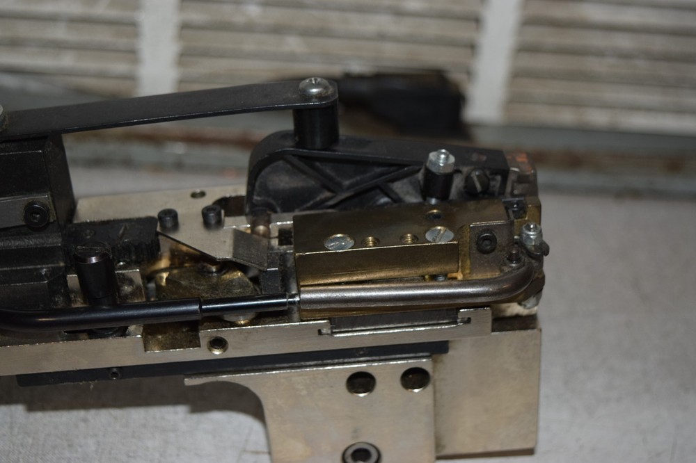 Hohner Universal 52/8 Stitcher Stitching Head