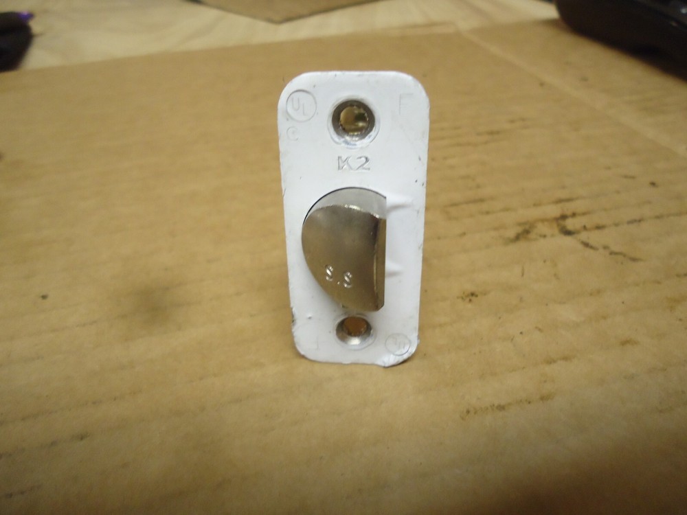 ADJUSTABLE LATCH COMMERCIAL LOCK 26D FINISH