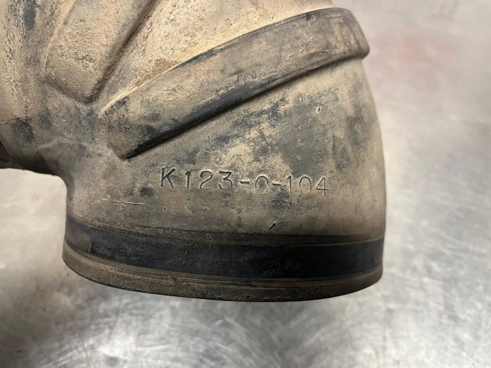 KENWORTH K123-104 ELBOW-RUBBER