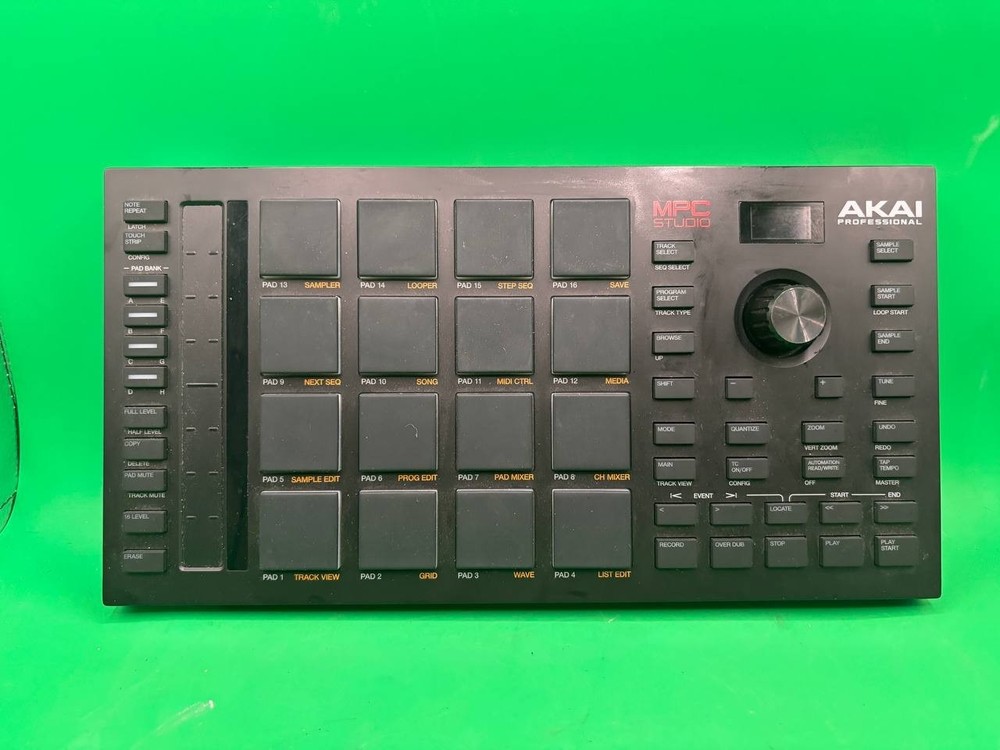 Akai Professional MPC Studio Music Production Controller Working PH9