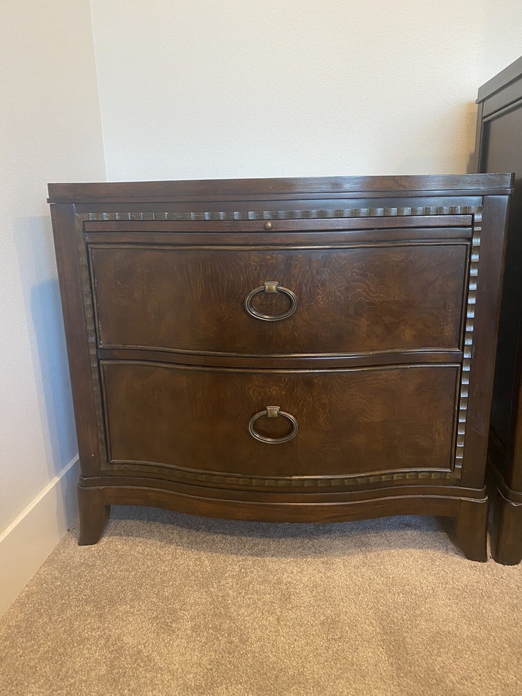 bedroom furniture set