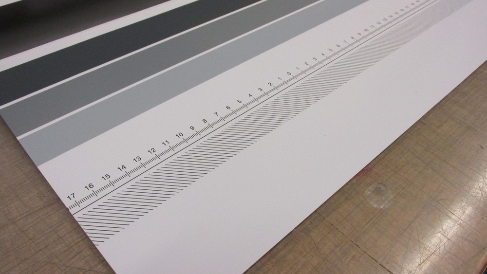 HP Q1277-60030 Service Patterns Includes the Focus Pattern and Calibration Sheet