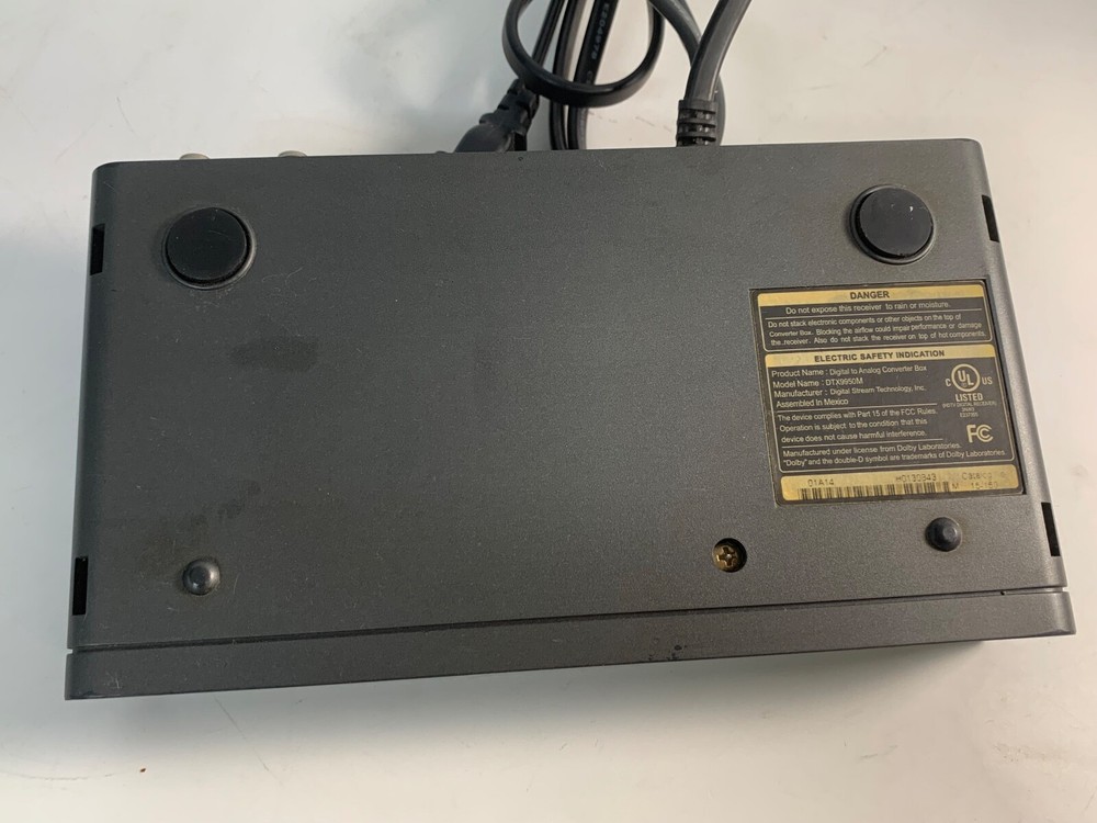 Digital Stream DTX9950 Analog Pass Through Converter Box No Remote Powers On