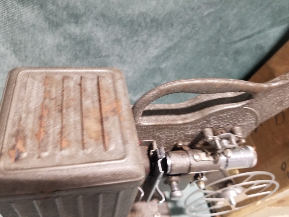 Vintage Keystone C-8 CC-8 Projector 8mm