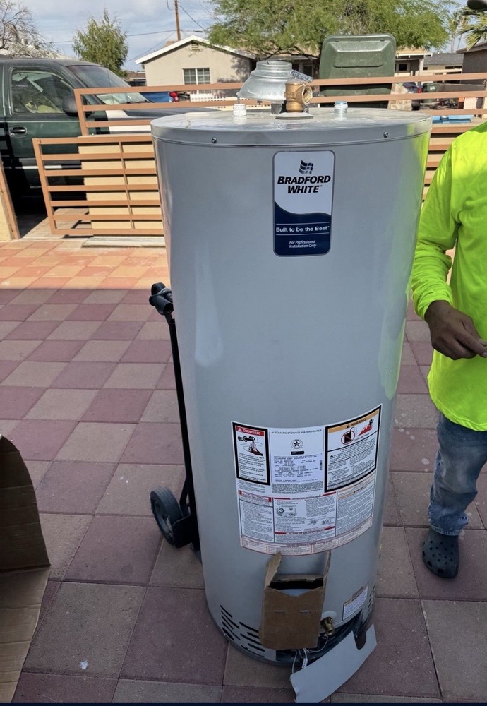 New 50 Gallon Bradford White Water Heater Gas Rg359T6N-394