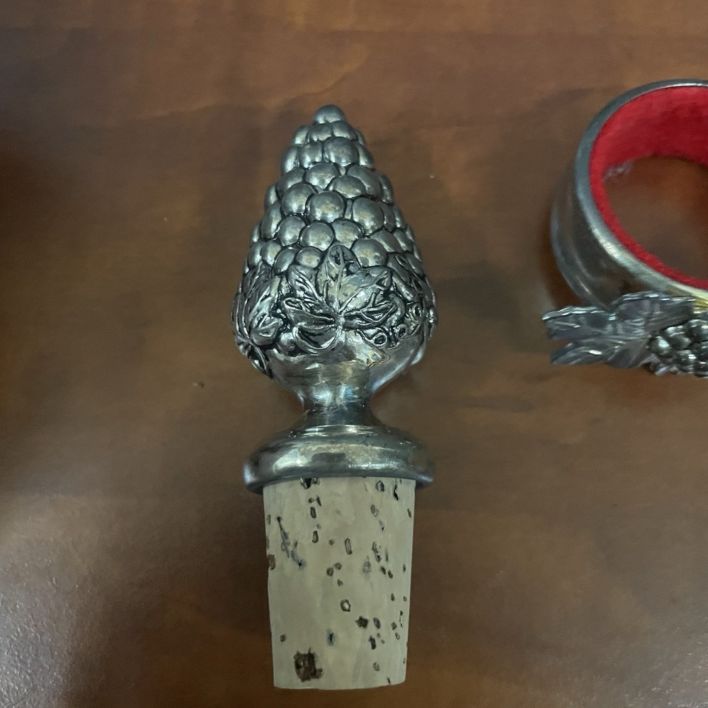 Silverplate Grape Wine Bottle Cork & Ring Set International Silver Gift Box