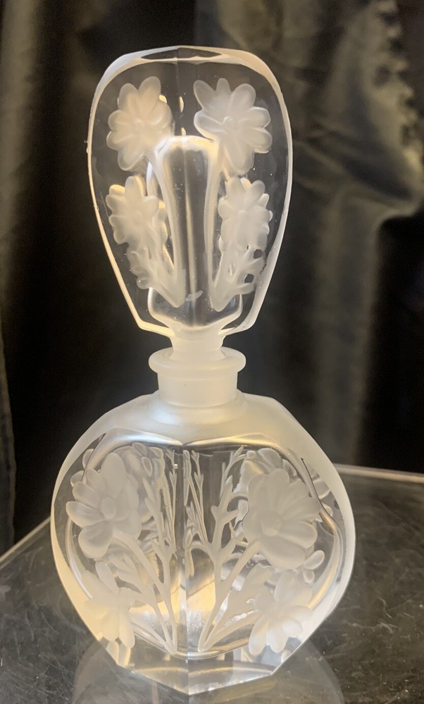 VINTAGE HAND CUT CRYSTAL EMPTY PERFUME BOTTLE