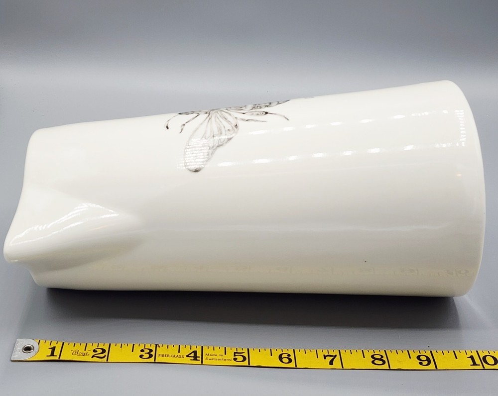 Bee Pitcher By Creative Co-op B Daphne. Ceramic 64oz.