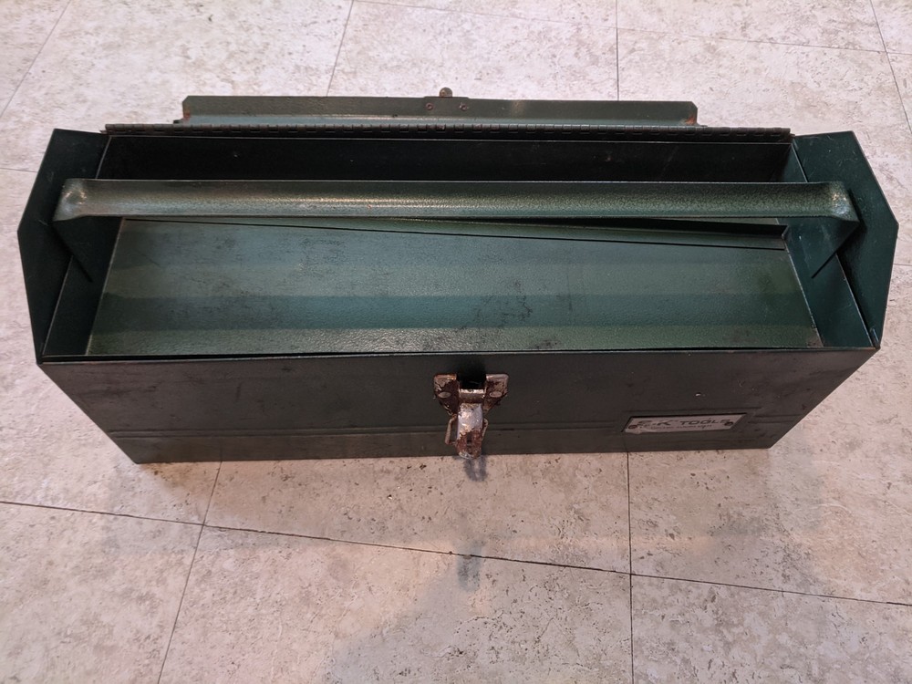 Vintage S-K Green Tool Box With Removable Tray