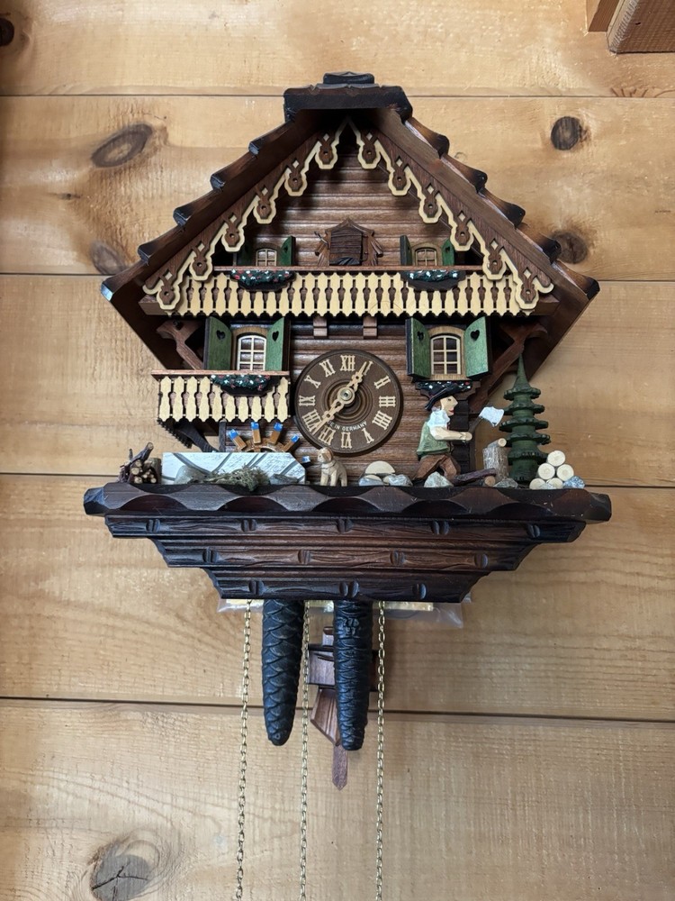 Cuckoo Clock 1-Day Musical Black Forest