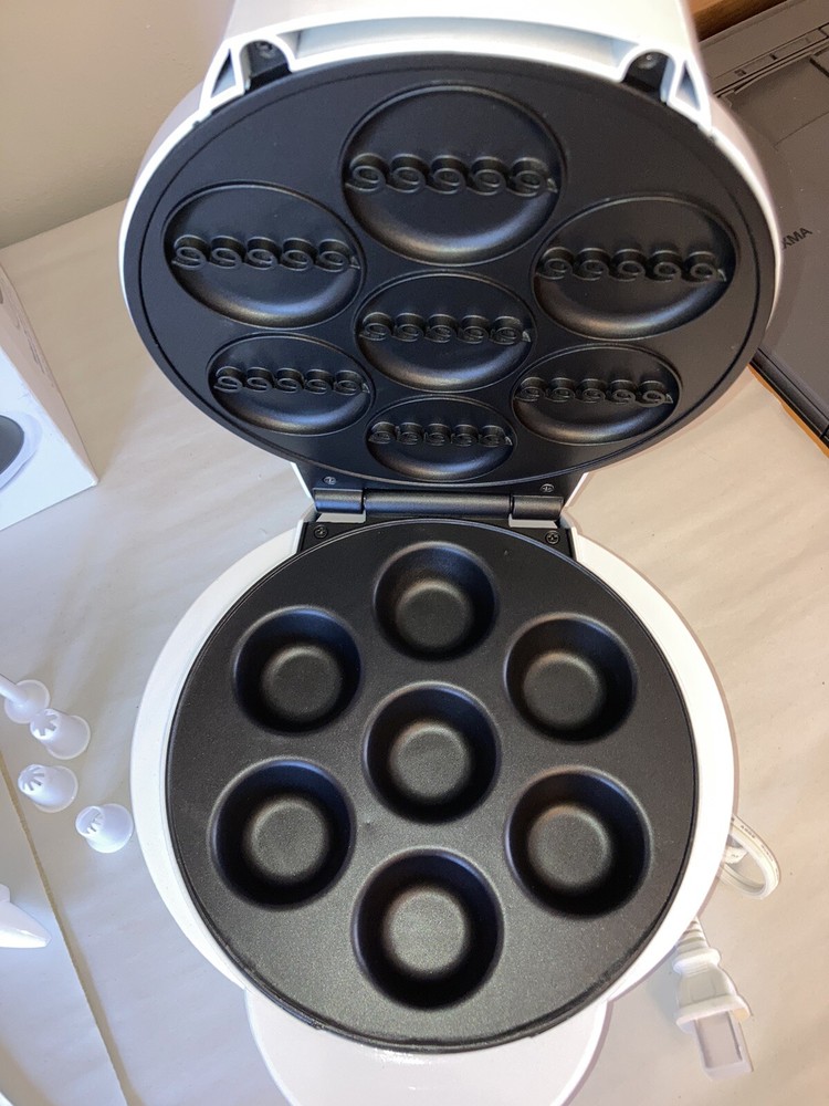 Hostess Mini Cupcake Maker Kit NWOT