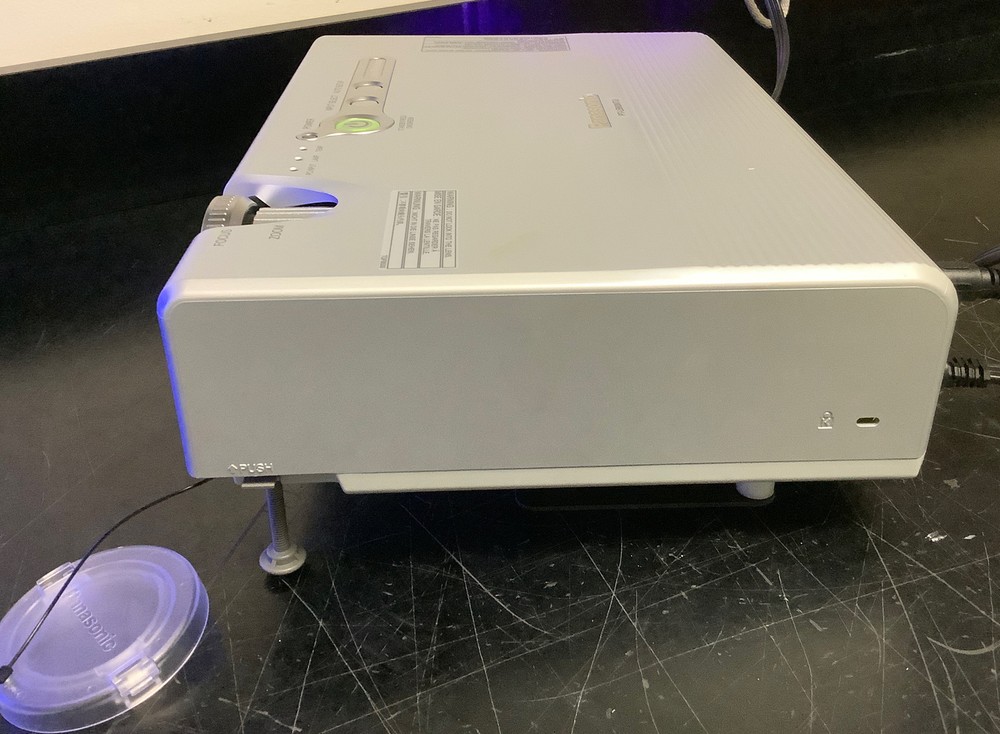 Panasonic PT-LB60NTU 3LCD Projector