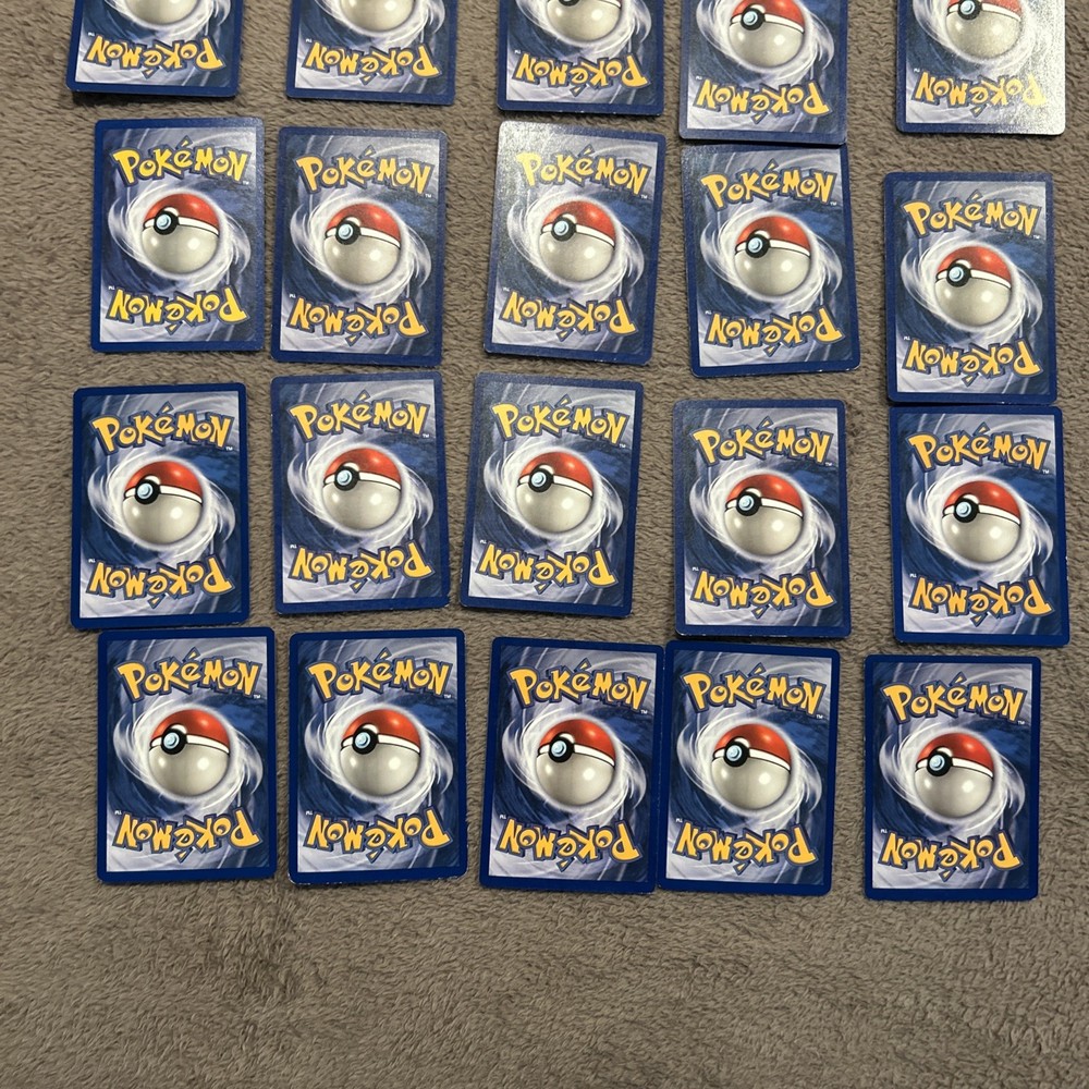 Pokémon TCG Basic Fighting Energy 97/102 Vintage Base Set 1999