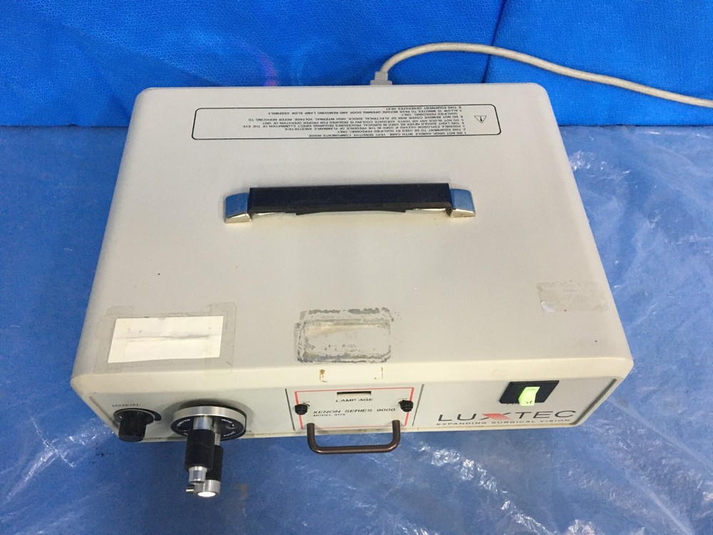 Luxtec Xenon Series 9000 Light Source, Model 9175
