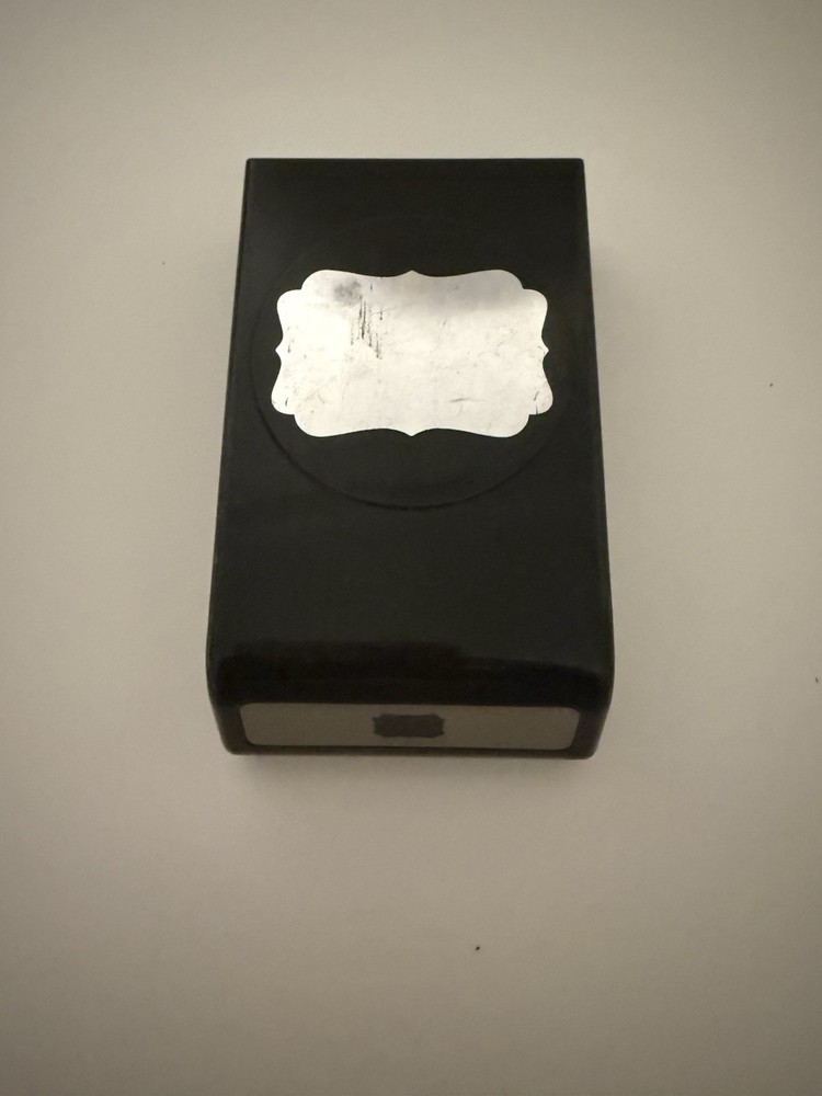 Stampin’ Up! Decorative Label Paper Punch